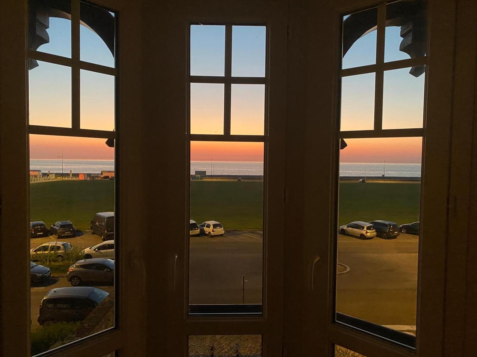 L'Ecume Des Jours Vue Mer Dieppe Exterior photo